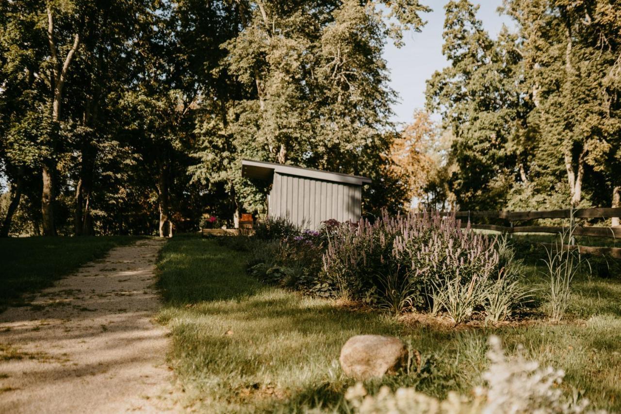 Hotel Dunduriņi Talsi Exterior foto